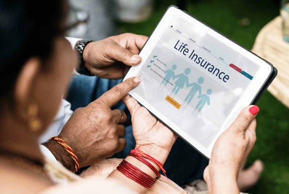 Best Life Insurance Plans to Secure Your Family in 2025